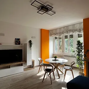 The Bright Place: Wide And Modern In Milano