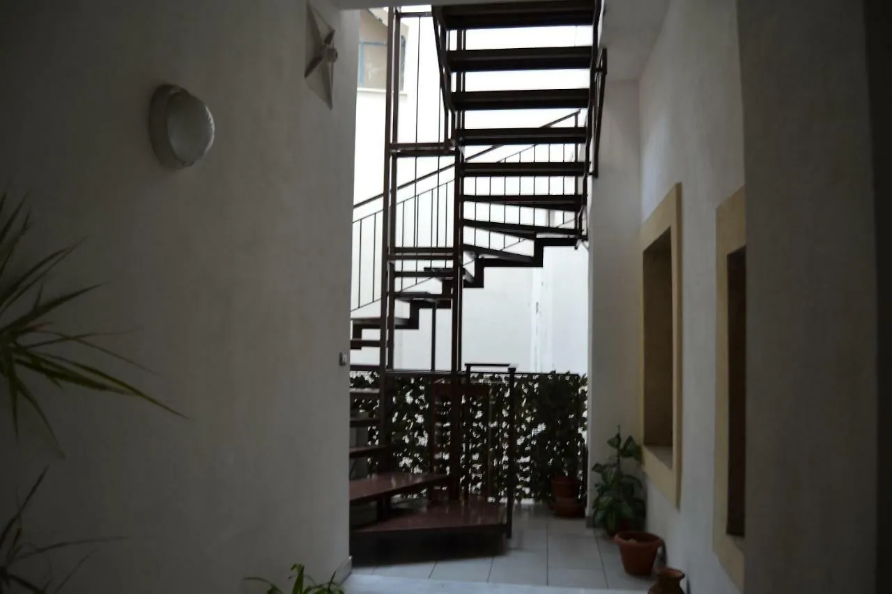 Chez Amelie & Jean-Louis Apartment Catania